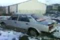 Hurbanou snehuliak pri Autocomodexe v KNM